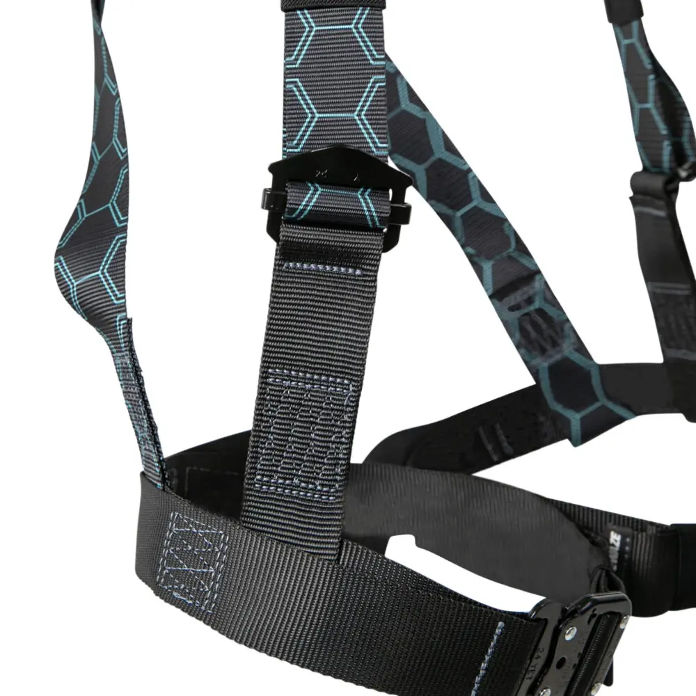 Women's Safewaze Contour Full Body Harness: 1D, QC Chest/Legs - Image 6